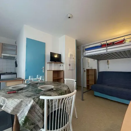 Appartamento Studio Avec Terrasse, Piscine Et Proximite Plage Aux Minimes, La Rochelle - Fr-1-246-659 *